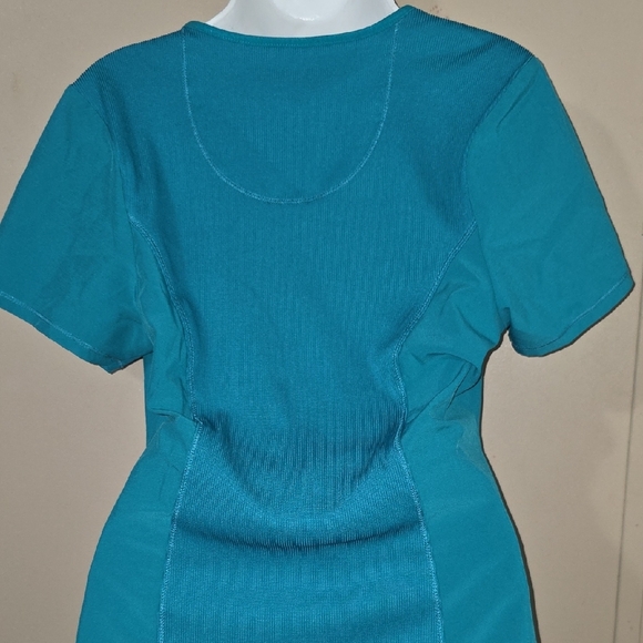 🥳Teal Scrub Set - Picture 4 of 7